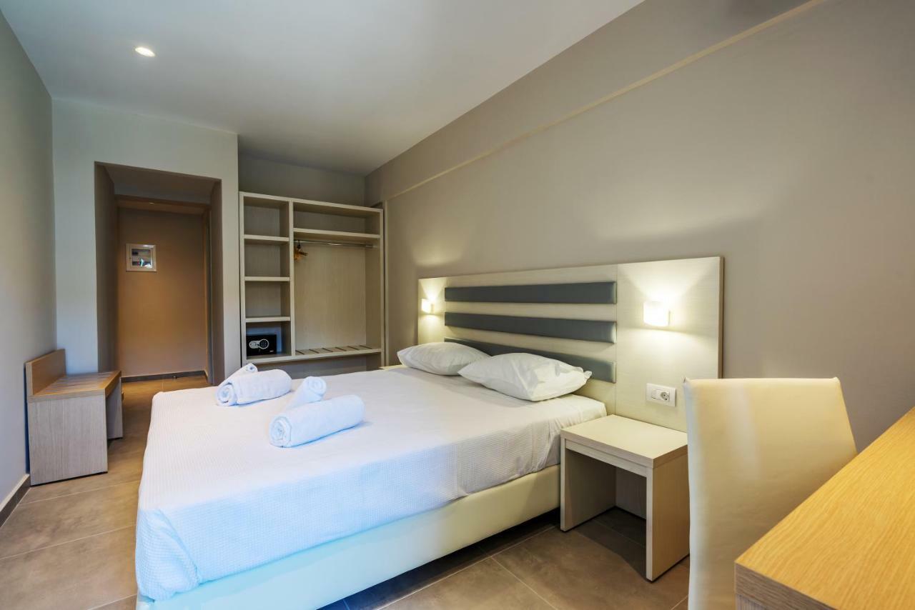 CNic Gemini Hotel Mesongi Luaran gambar