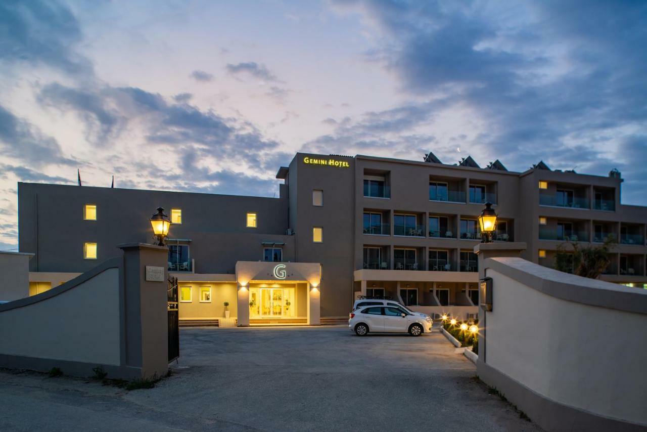 CNic Gemini Hotel Mesongi Luaran gambar